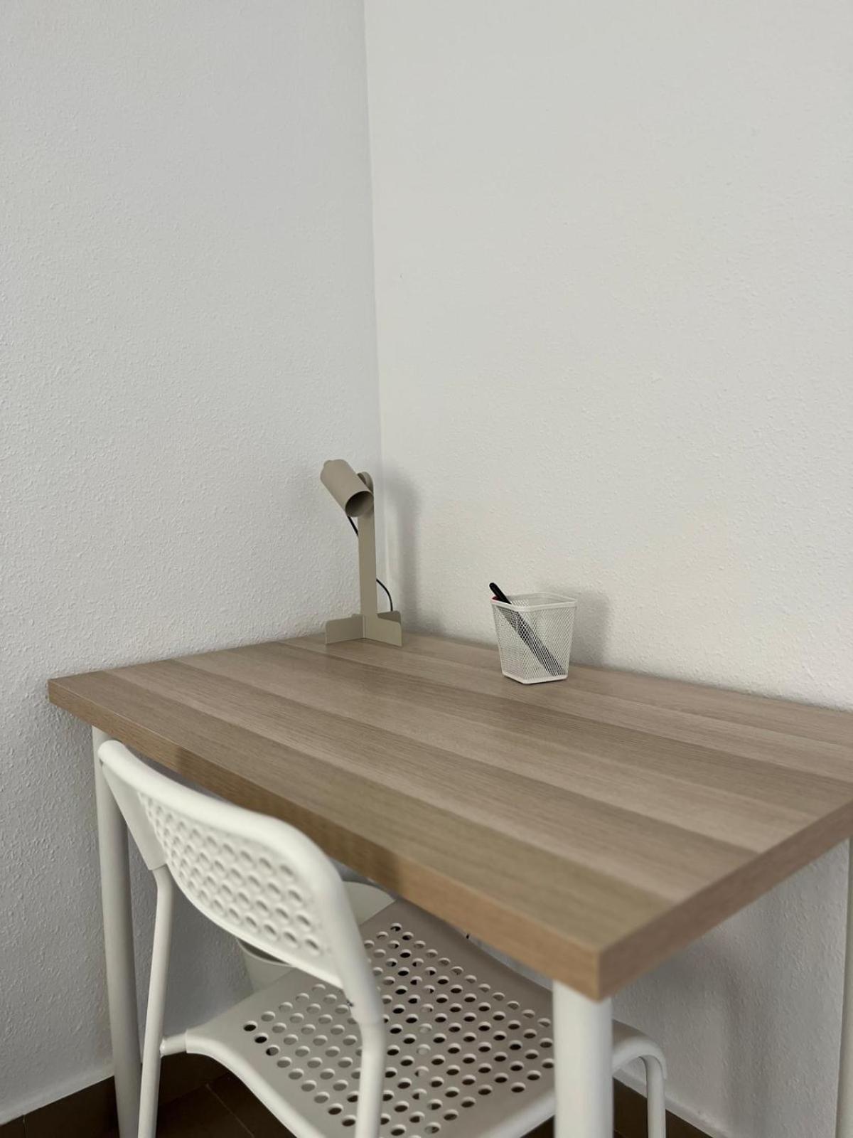 Prime Location - Stylish With Free Wifi, Free Parking, Steps From The Historic Center * Malaga